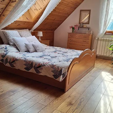 Apartament Dworek Kaszubski *